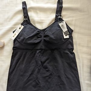 Kindred Bravely Sublime® Hands-Free Pumping & Nursing Tank